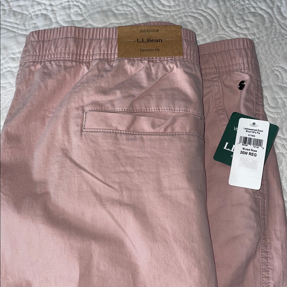 L.L. Bean Women’s Lake washed Dock Muted Rose Pull On Elastic Waist Shorts 24W